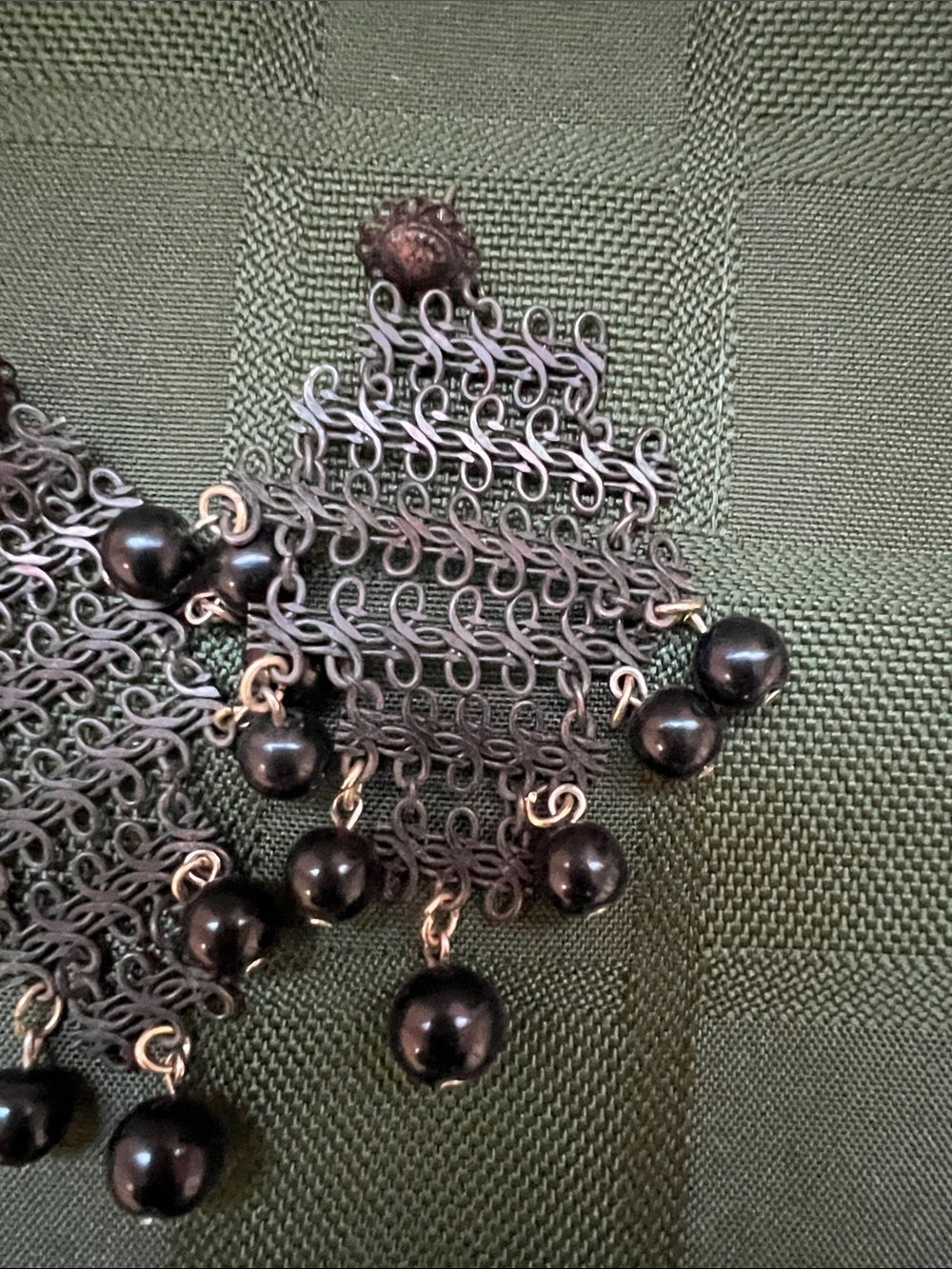 2 pairs Vintage Black Beaded Chainmaille Earrings and faux Snake skin earrings - Picture 6 of 9